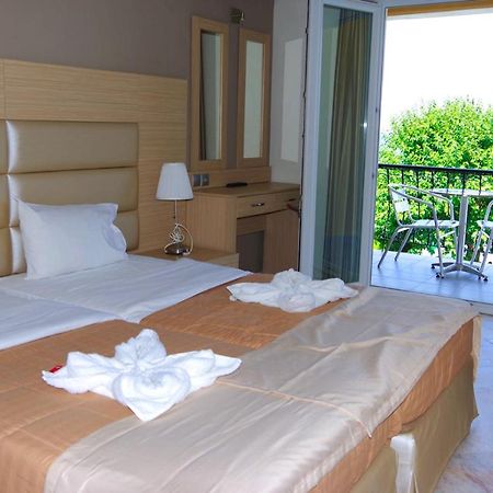 Aparthotel Sunrise Beach Skala Rachoni  Exterior foto